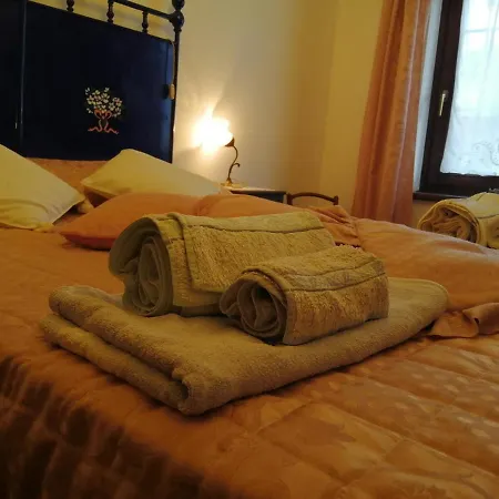Le Viole Bianche Bed & Breakfast *