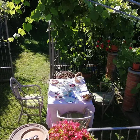 Le Viole Bianche 3* Albiano dʼIvrea